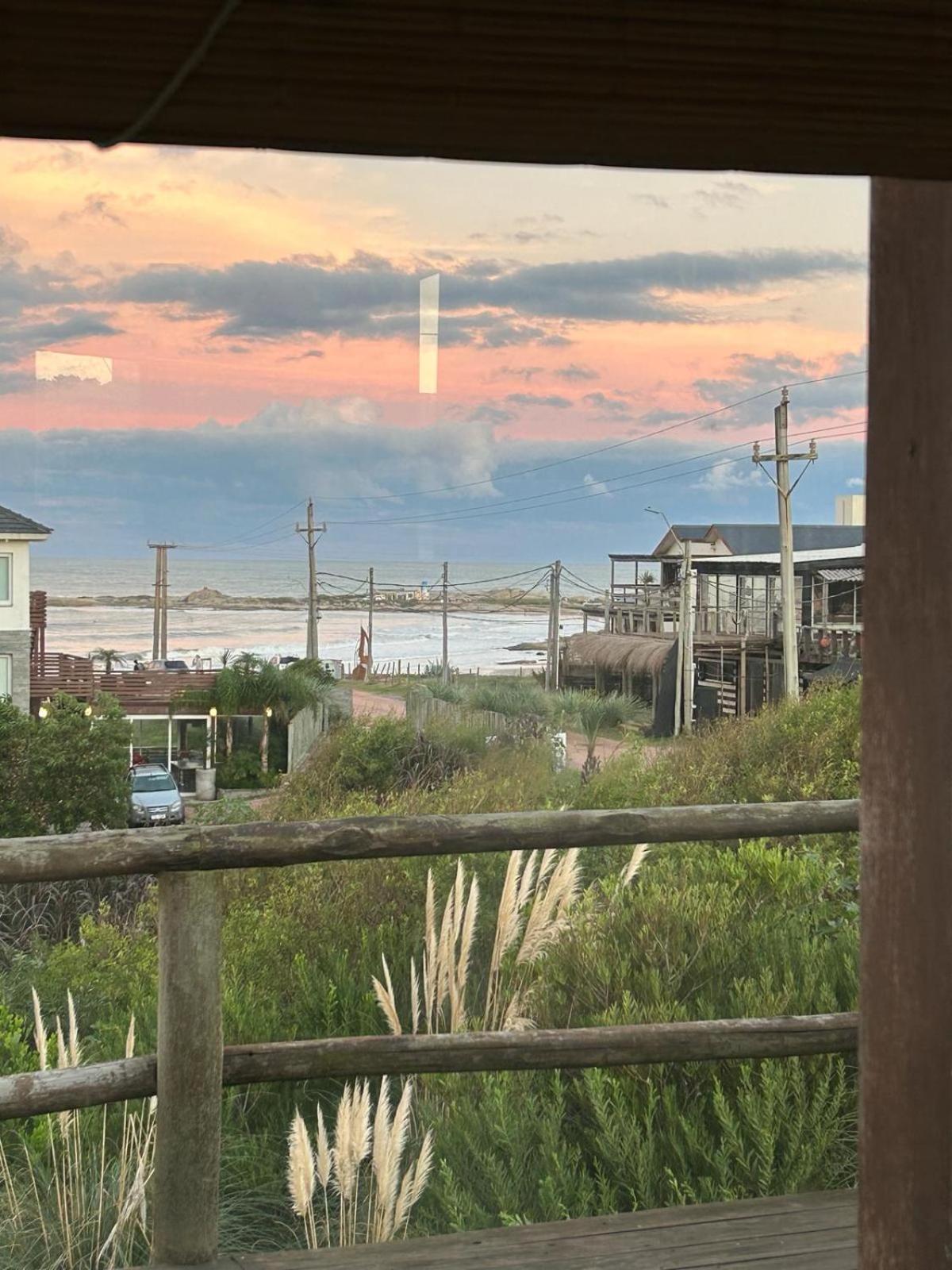 Oikos Villa Punta del Diablo Exterior foto